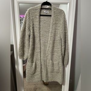 BB Dakota Sweater